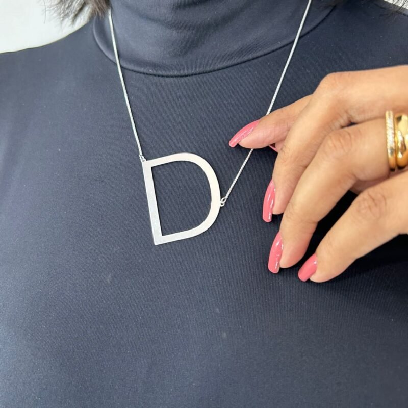 COLAR LETRA D COLAR LETRA D