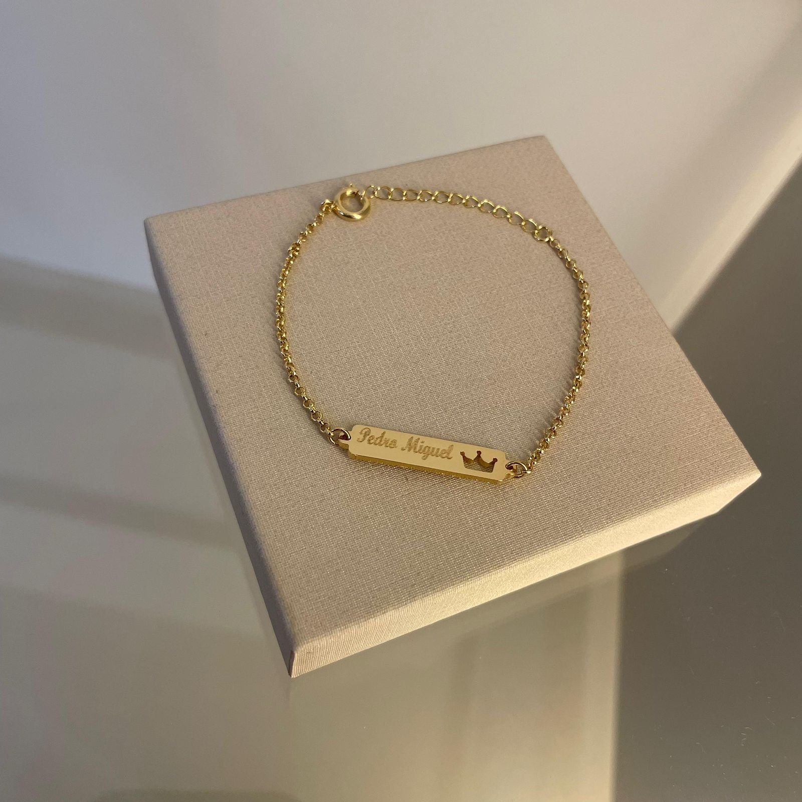 PULSEIRA INFANTIL PERSONALIZADO MASCULINO BANHO OURO 18K