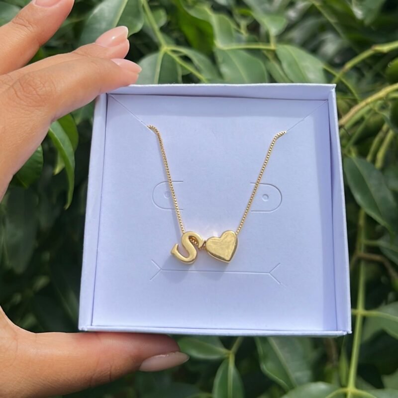 Colar Letra Inicial + Coração Personalizado Banhado a Ouro 18k