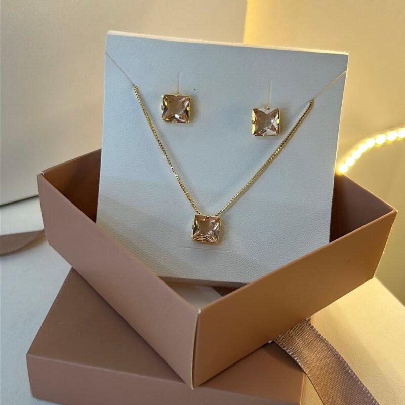 Conjunto de Semijoias Pedra Quadrada Rose Banhado a Ouro 18K